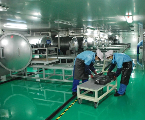 Cellule de batterie LiFePO4 prismatique d'Ève 3.2V 304ah pour des chariots d'EV/Golf/énergie solaire